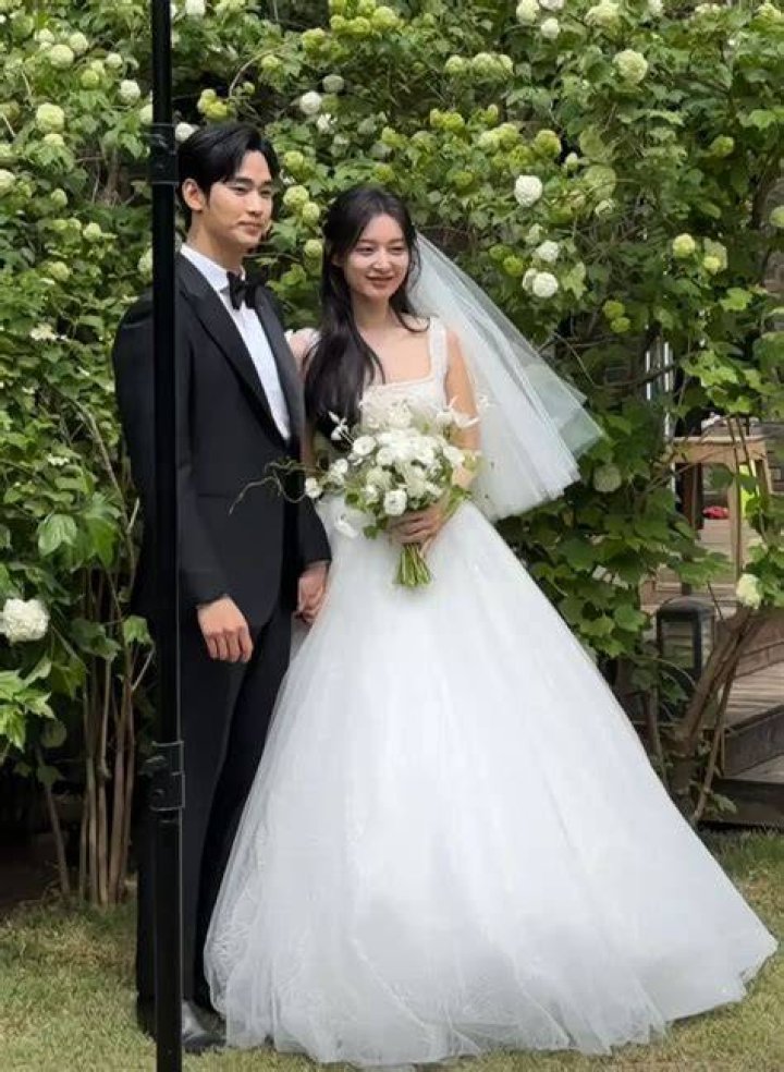Kim Soohyun, Kim Jiwon to star in ‘Queen of Tears’