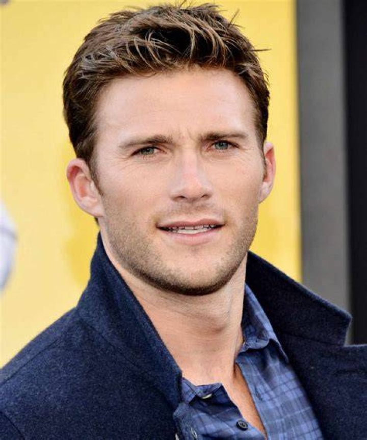 Let Scott Eastwood Demonstrate How to Properly Wash Man Denim Racked