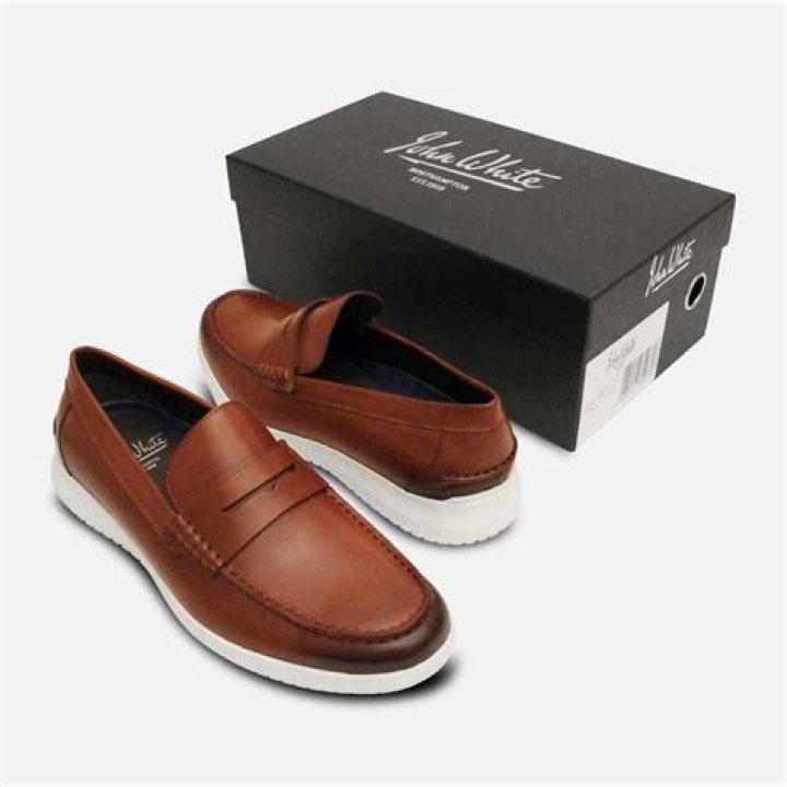 Loafer Shoes White of Brighton Keller Butler on the Instagram account