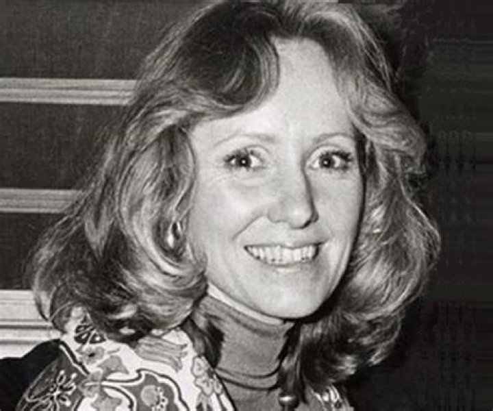 Lola Van Wagenen Biography Facts, Childhood, Family Life & Achievements