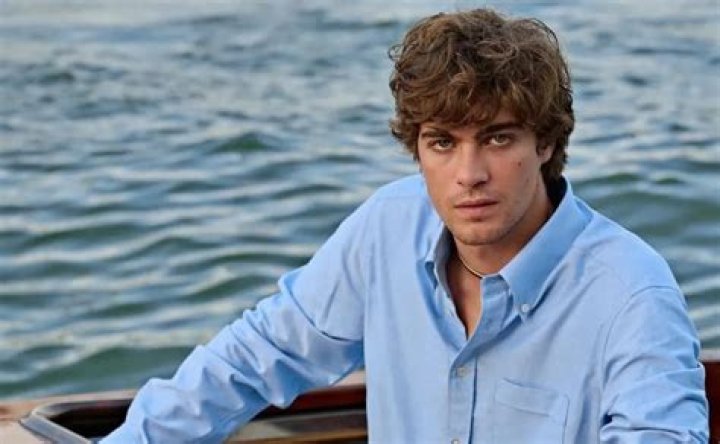 Lorenzo Zurzolo «Siamo mille sfumature» Vanity Fair Italia