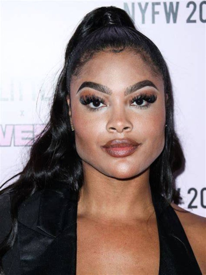 Mehgan James' biography net worth, parents, husband, age, height