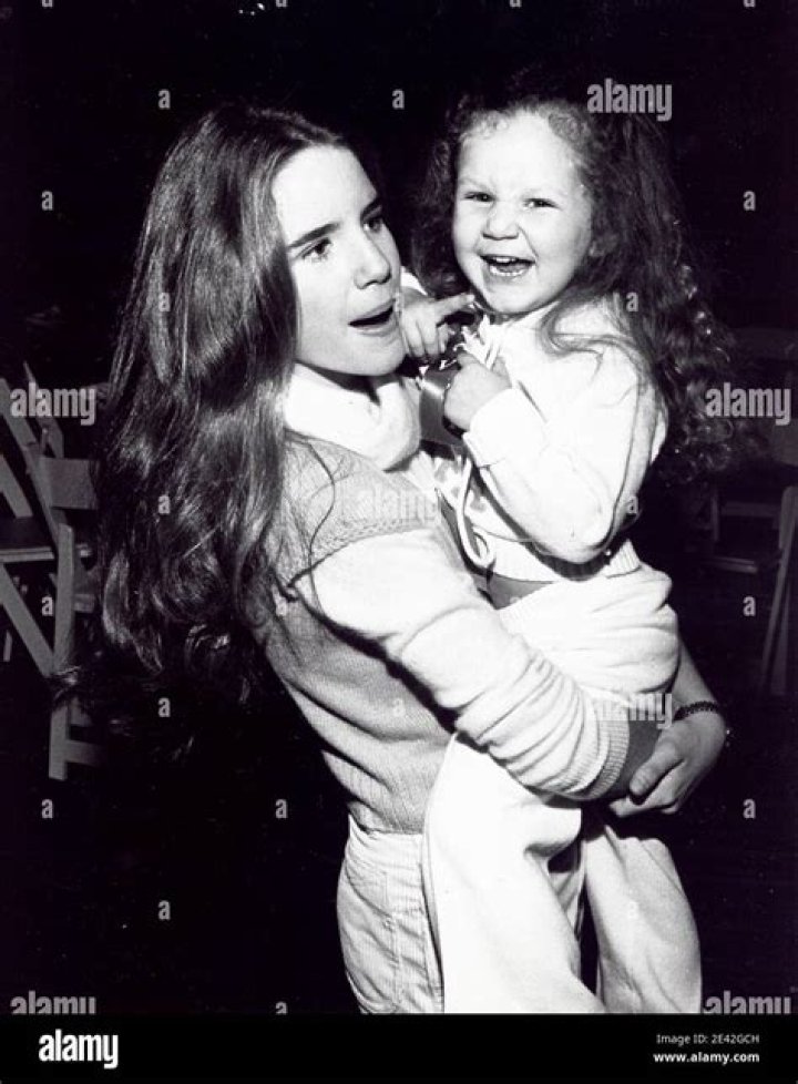 Melissa Gilbert, Sara Gilbert, and Mother Barbara Crane Melissa gilbert, Alison arngrim