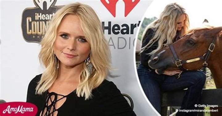 Miranda Lambert Shares Sweet Thanksgiving Message with a Photo Posing
