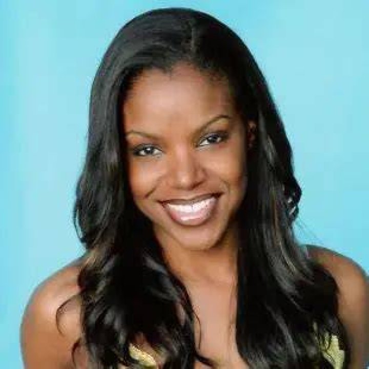 Nadine Ellis Wiki, Age, Married Status, Family, Height