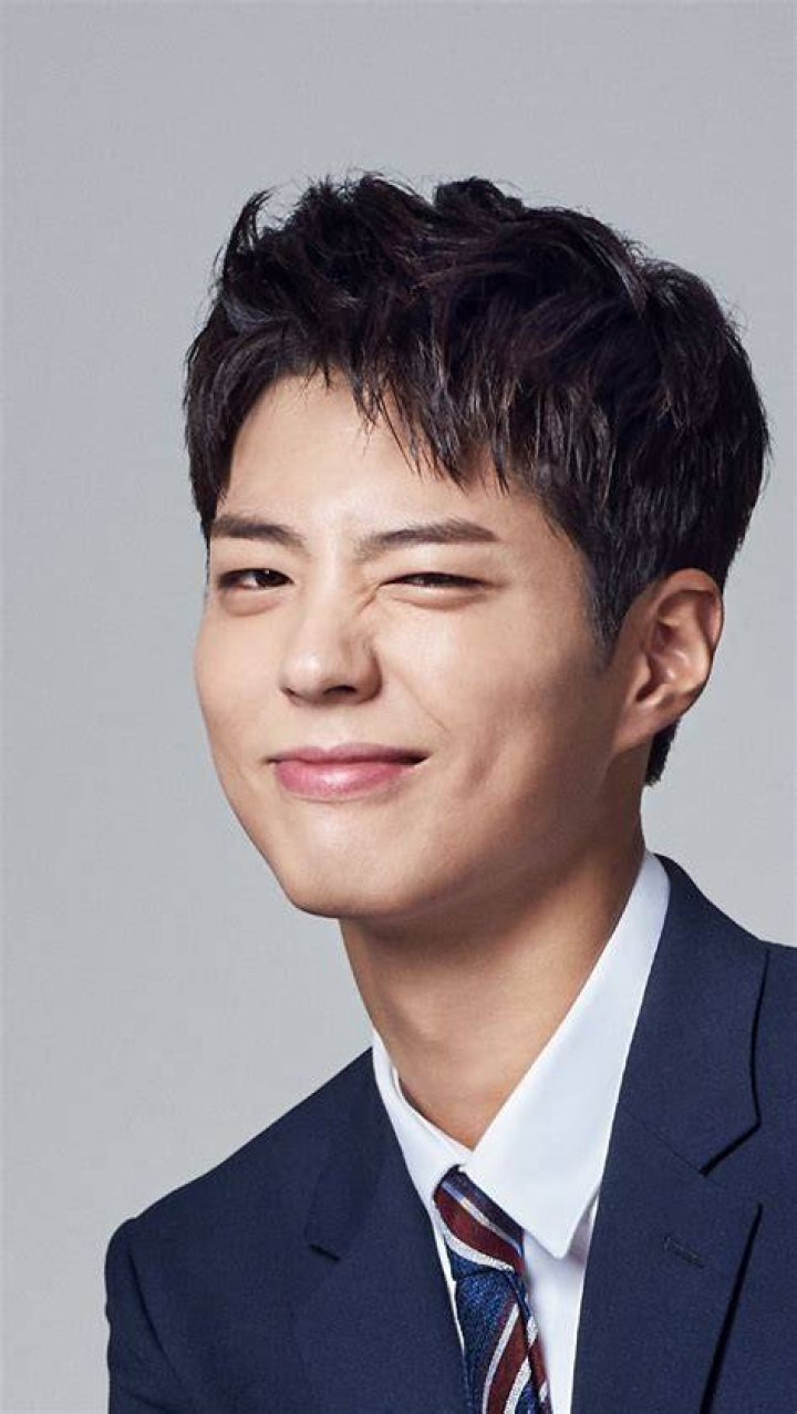 Park Bo Gum Occupation count is 2