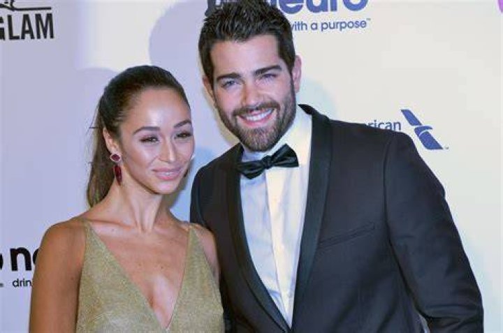 Photo jesse metcalfe is engaged to cara santana 08 Photo 3735357