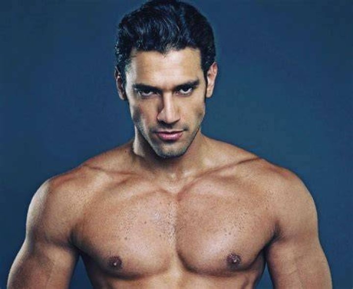 Raul Coronado's Wife: A Look Into His Personal Life