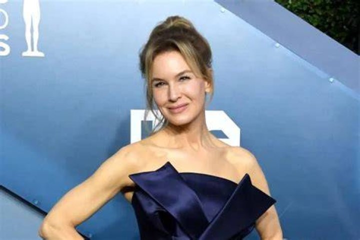 Renée Zellweger Explains Why Her Face Looks Different E! News
