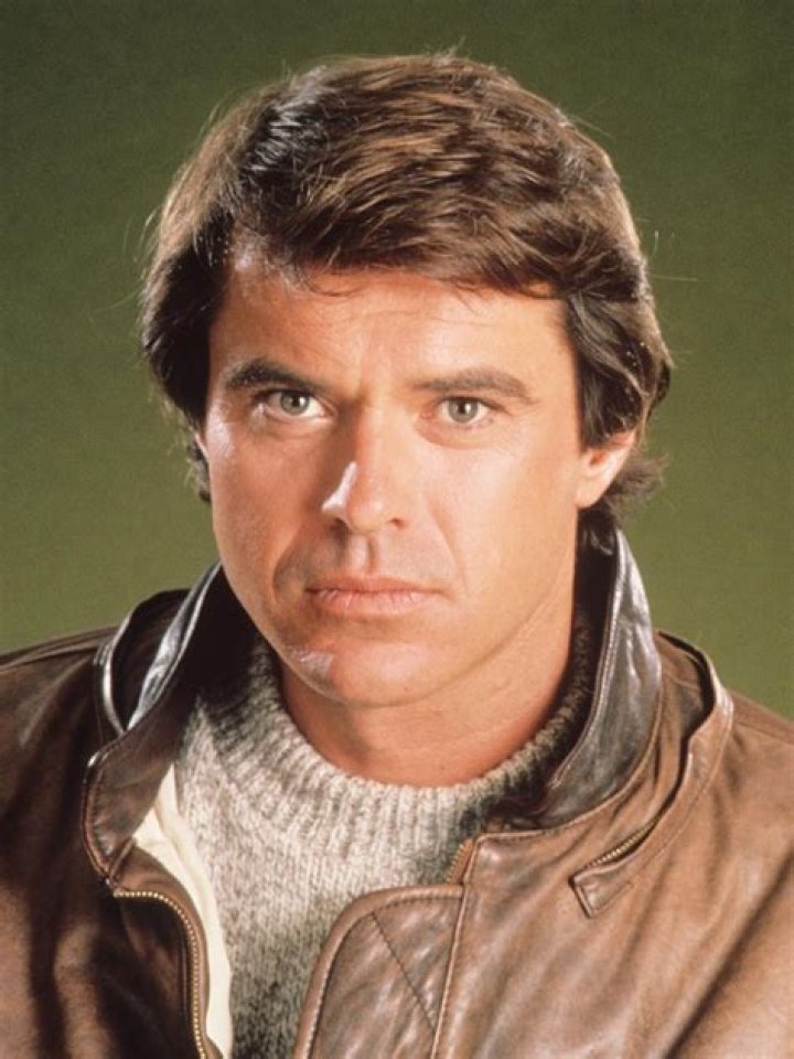 Robert Urich Height