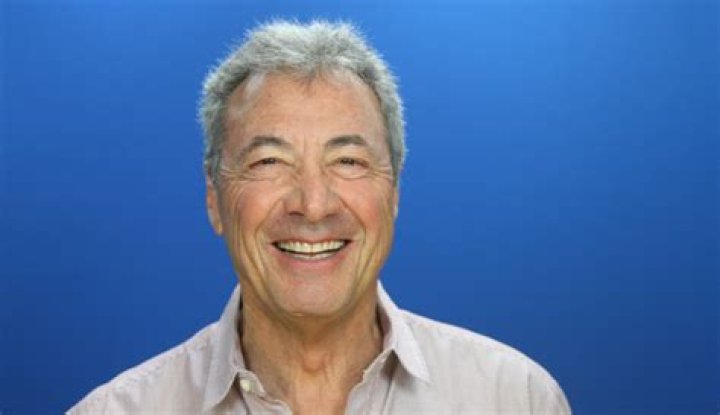 Rodney Sacks Fortune
