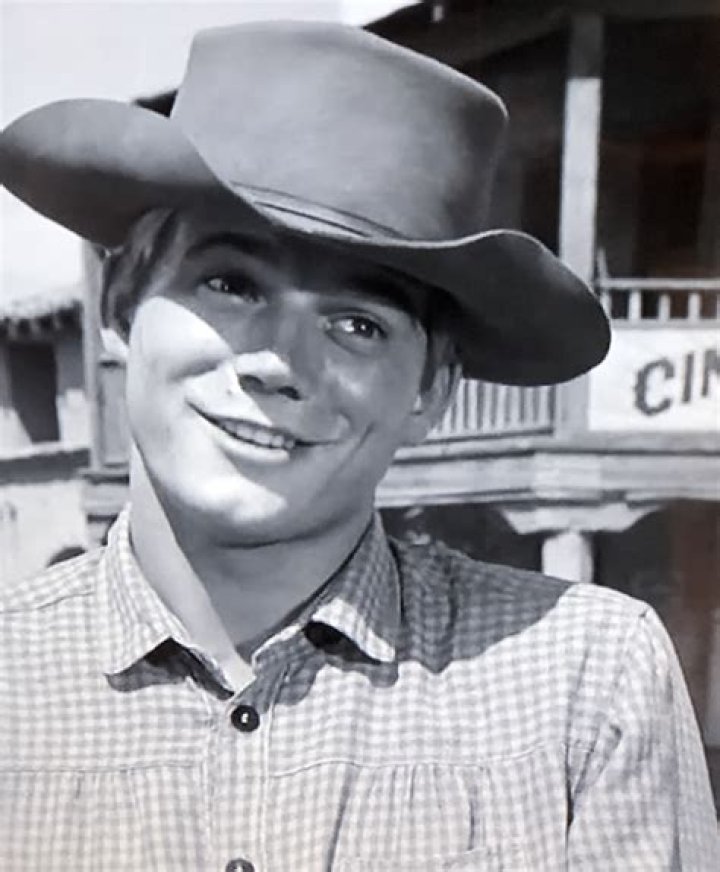 Roger Ewing Gunsmoke, Old western movies, Old western actors
