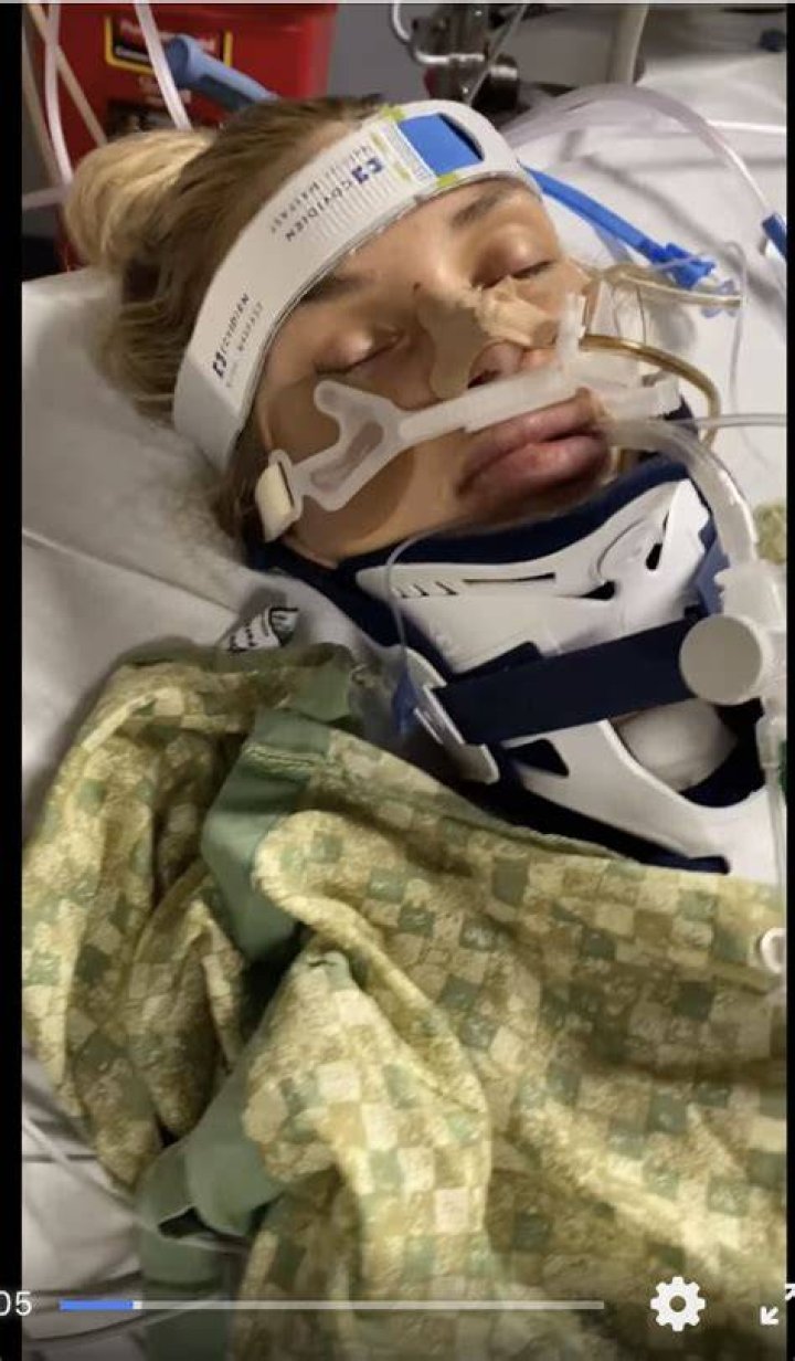 SCI Patient Taran Nolan Walking With Anthony