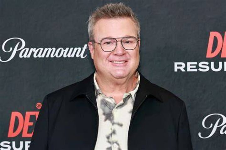 See Eric Stonestreet's Funniest Posts with Fiancée Lindsay Schweitzer