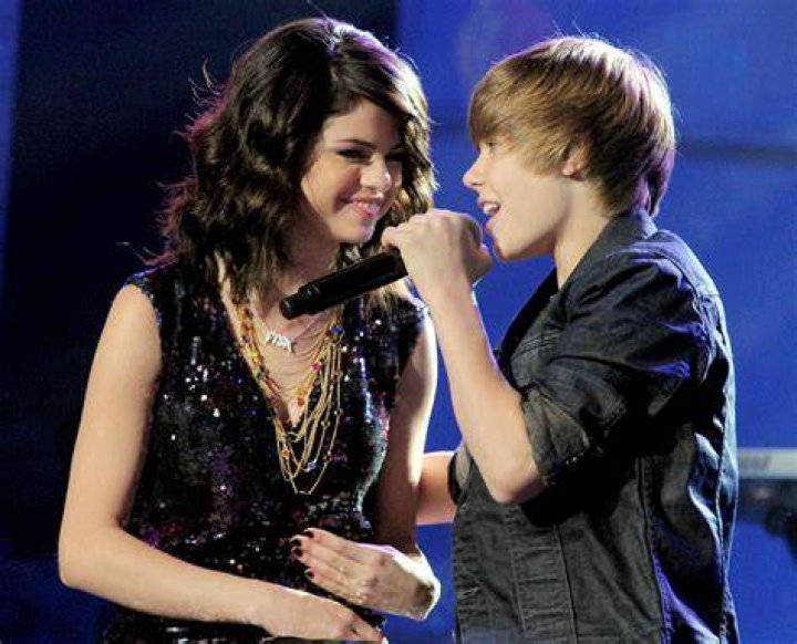 Selena Gomez Brings Justin Bieber's Siblings to Her Premiere