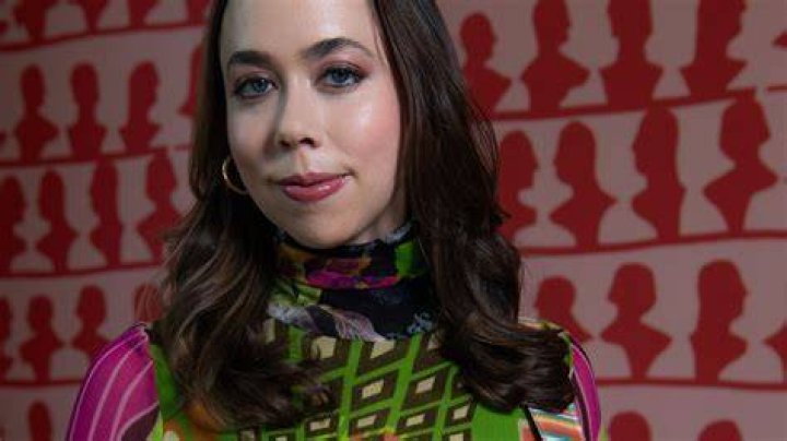 SPOTLIGHT Sarah Jarosz Takes Familiar Ground to New Territory No