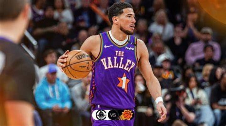 Suns Devin Booker's dating rumor with Jenna Ortega gets crushed after