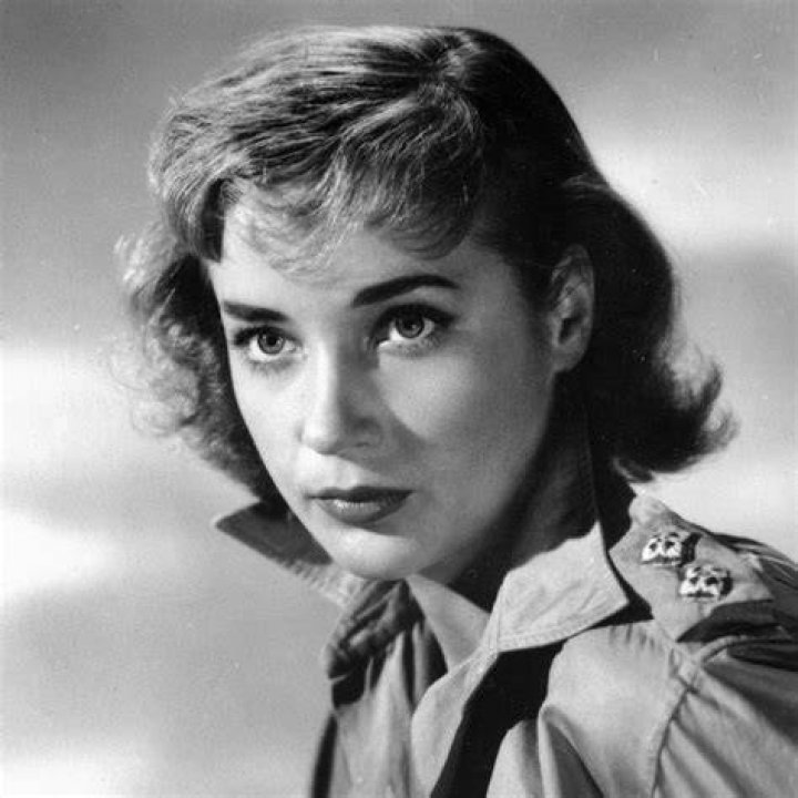 Sylvia Syms Dies ‘The Queen’ & ‘Victim’ Star Was 89 Hot Lifestyle News