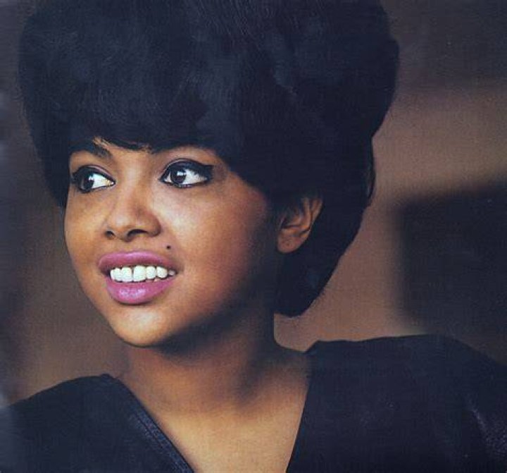 Tammi Terrell Passed Away at 24 from a Brain Tumor & Marvin Gaye