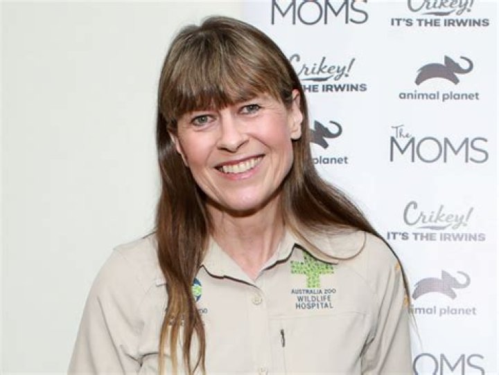 Terri Irwin debuts new look at Explorer’s Club Annual Dinner in New