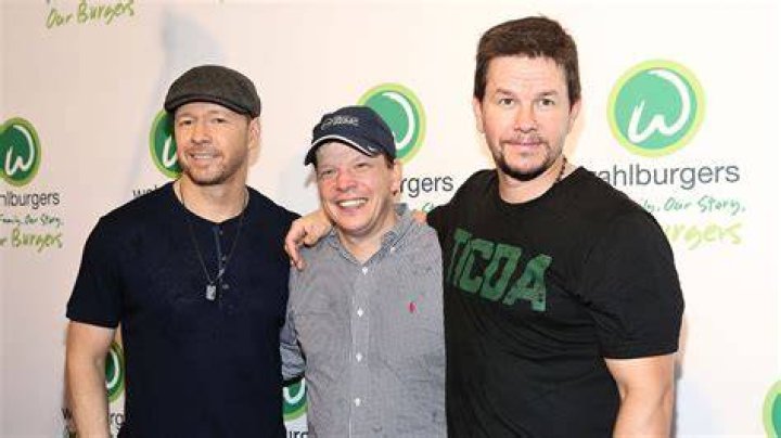 The Untold Truth Of The Wahlberg Brothers' Net Worth