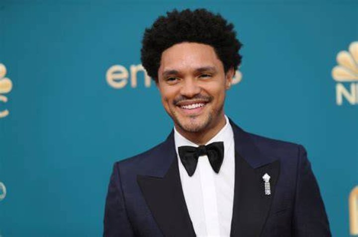 Trevor Noah Pretends to "Fire" Michelle Wolf in Response to White House
