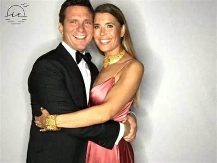 Unveiling Love's Triumph: Kelly Dowd And Bill Weir's Engagement Story