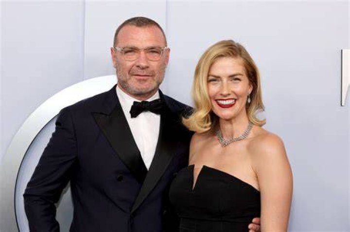Unveiling The Secrets Of Liev Schreiber's Relationships: Discoveries & Insights