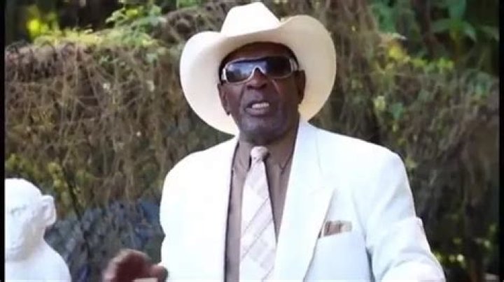 Viral Tampaborn pastor Bullwinkle dead at age 70 Creative