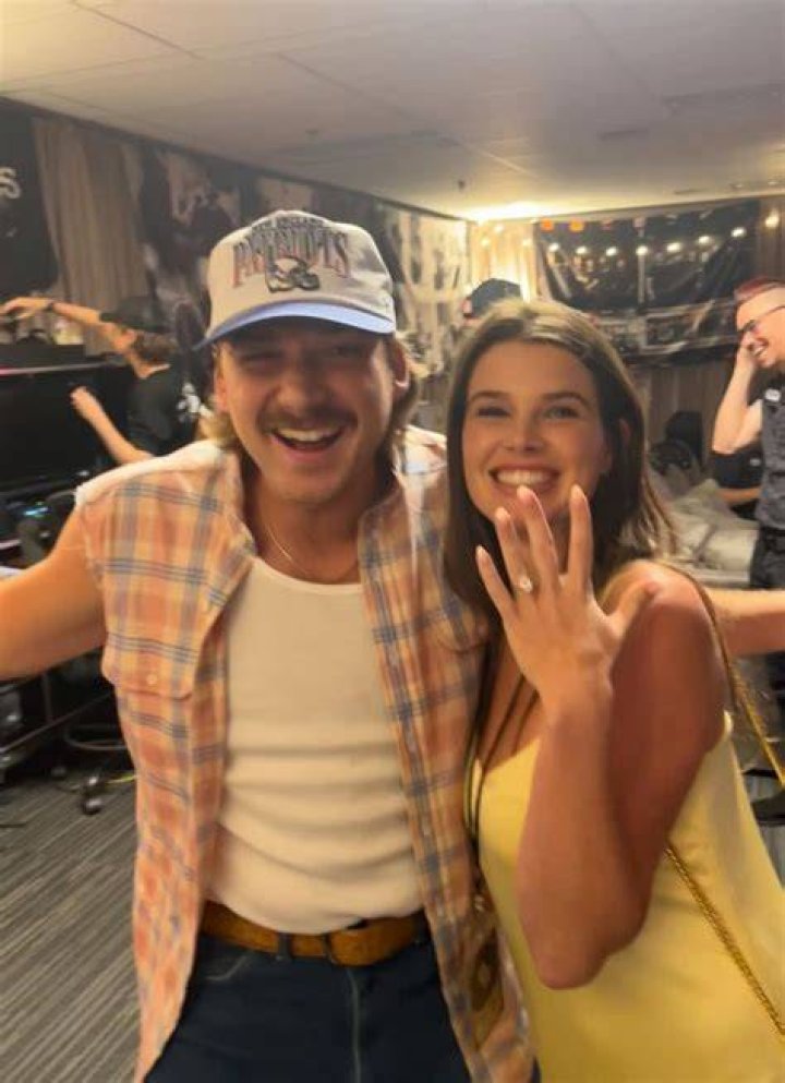 Wallen & Sister Ashlyne Share FullCircle Moment On New Song