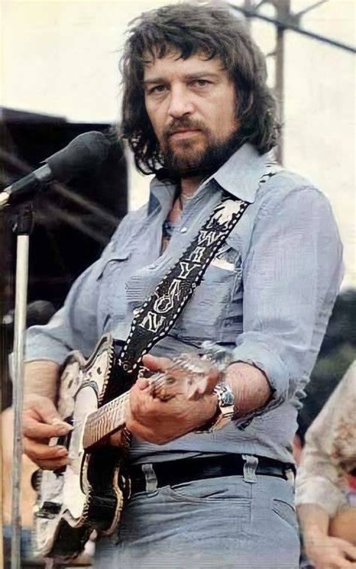 Waylon Jennings 1973 r/OldSchoolCool