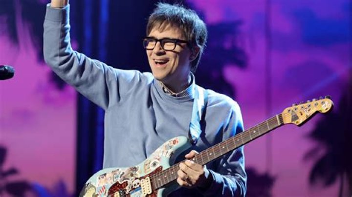 Weezer Rivers Cuomo. (2/17) Beverly Hills in town Rivers Cuomo und