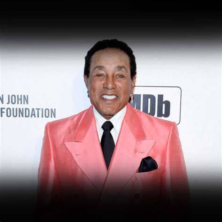 What nationality is Smokey Robinson's wife? What nationality is