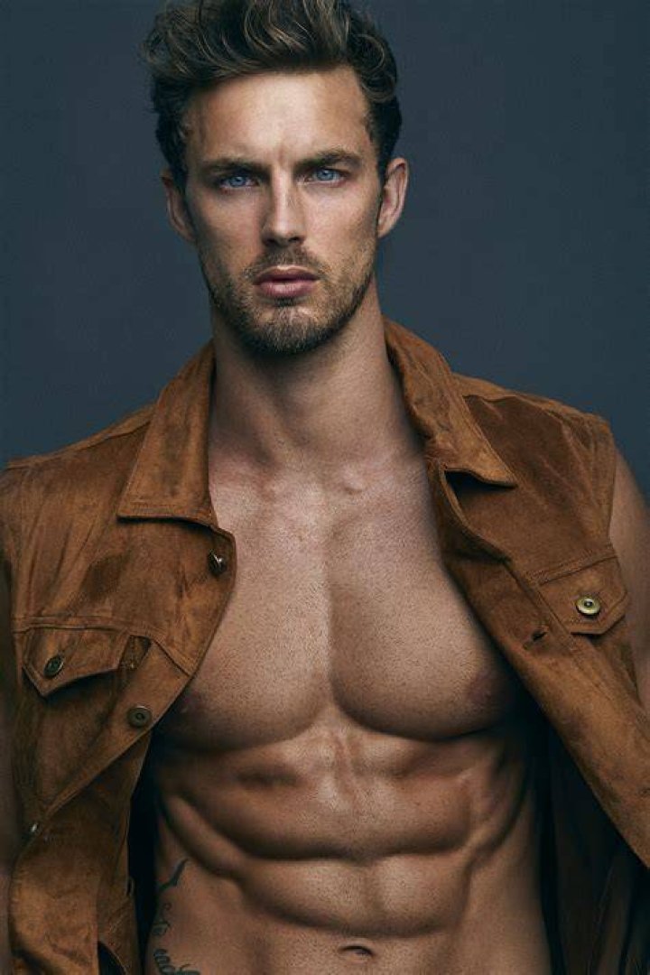 Who is Christian Hogue? Wiki, Age, Biography, Wife, Net worth, Height