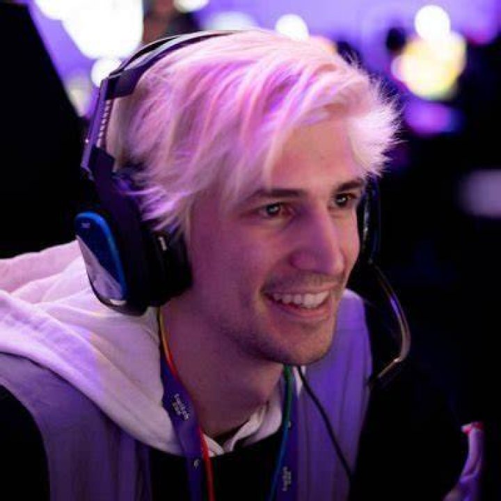 xQc Bio & Wiki Net Worth, Age, Height & Weight
