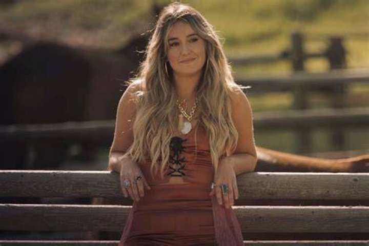 Yellowstone How Lainey Wilson’s ‘Smell Like Smoke’ Can Make Emmy