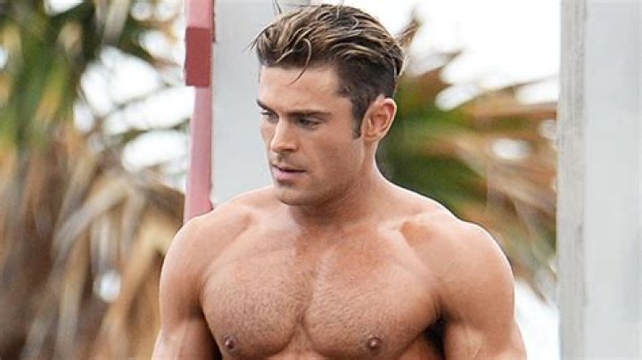 Zac Efron Loves Being Single & Isn’t Missing His ‘Baywatch’ Body